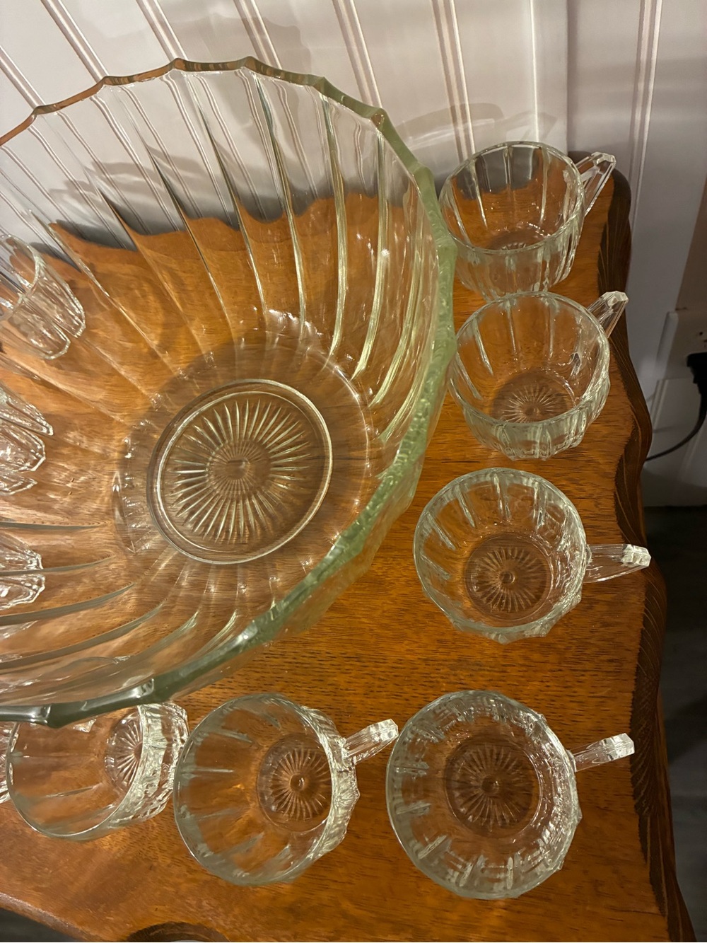 Vintage Clear Glass Punch Bowl Set w/ 10 Cups Fluted Ribbed Starburst Mid Centur - Picture 5 of 12